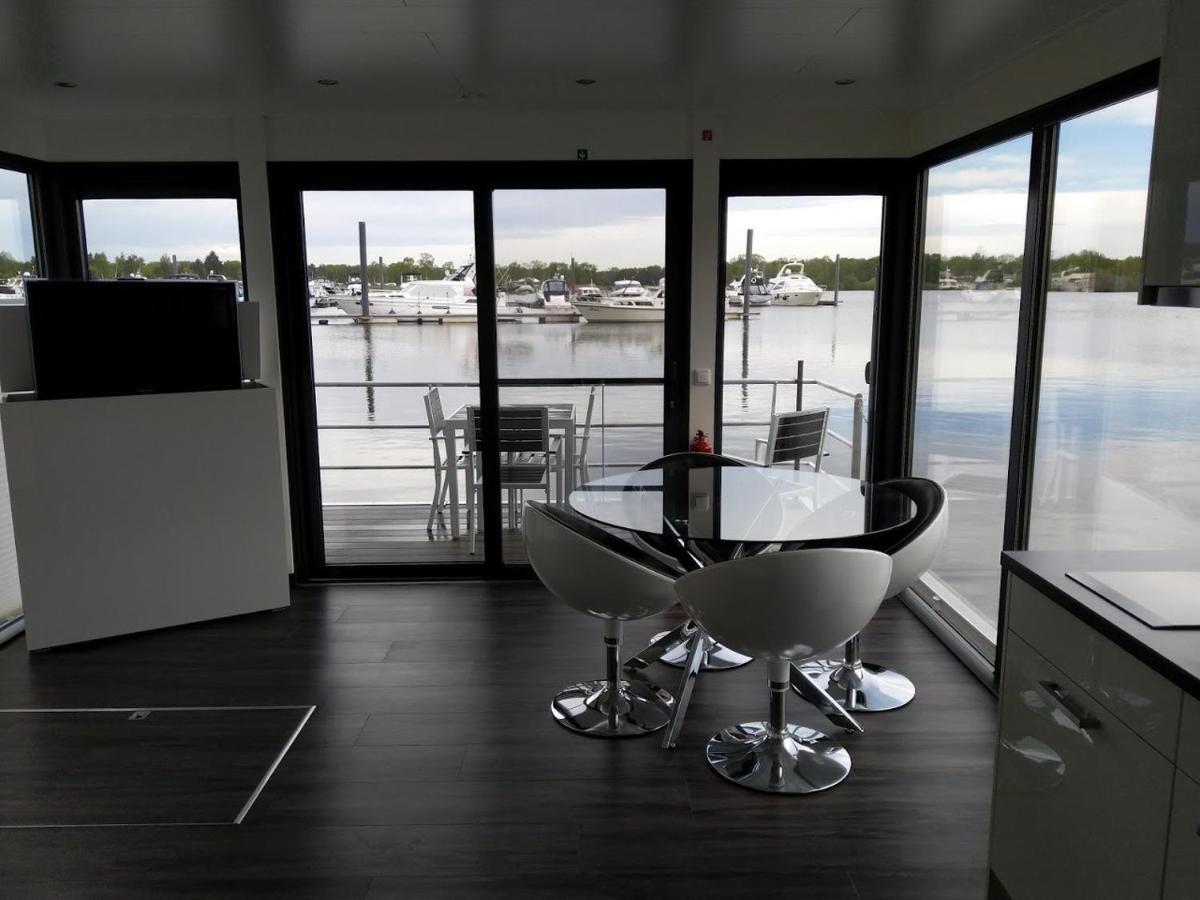 Hausboot Leukermeer Well Well  Zewnętrze zdjęcie